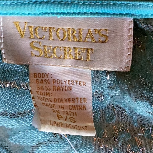 Vintage Gold Label Victoria’s Secret beautiful aqua loungewear or dres… - Picture 9 of 14